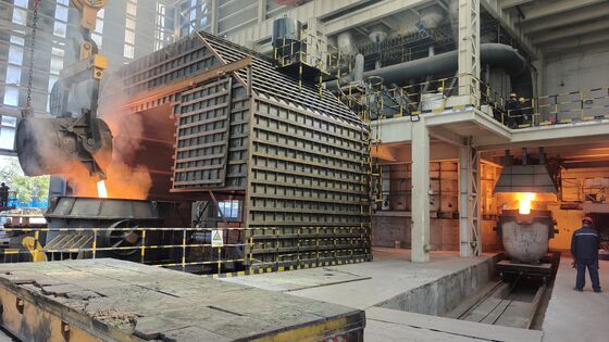 Trasformatore per Forno di Raffinazione di Ferromanganese a Grande Scala Medio-Basso Carbonio 35kV a 380V 12.5MVA 50Hz Trifase Immerso in Olio