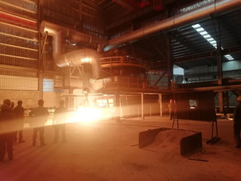 Fornace di raffinazione per micro-carbonio ferro-cromo per impianto di raffinazione di ferrolega
